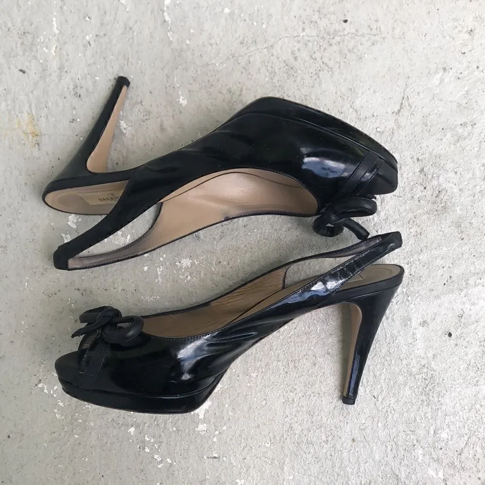 Valentino Garavani super cute